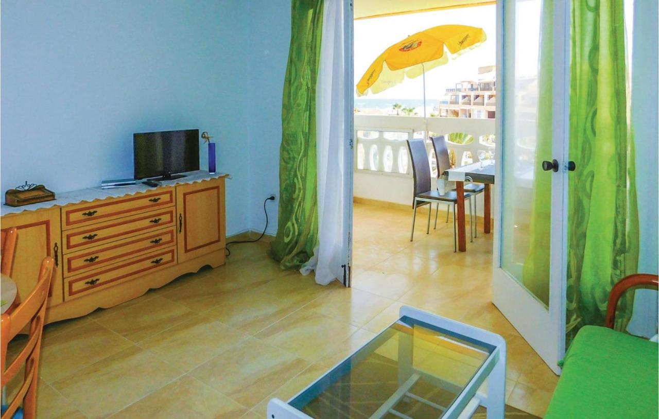 Cozy Apartment In Torrevieja-La Mata With Kitchen Exterior foto